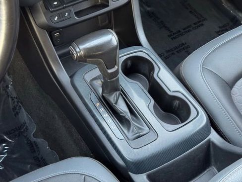 Used 2017 Chevrolet Colorado Z71 image 17