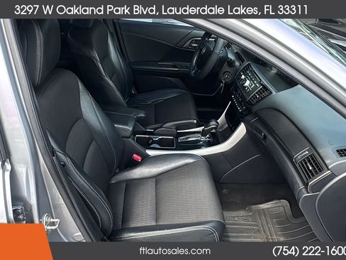 Used 2017 Honda Accord Sport image 34