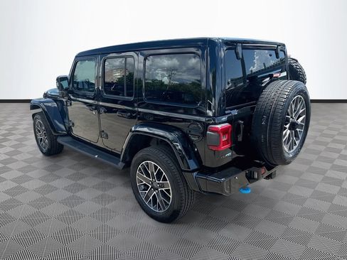 Used 2023 Jeep Wrangler Unlimited Sahara AWD/4WD image 8