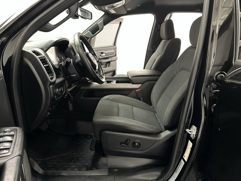 Used 2019 RAM 1500 Big Horn AWD/4WD image 19