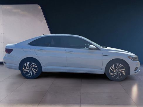 Used 2021 Volkswagen Jetta SEL Premium image 6