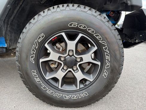 Used 2012 Jeep Wrangler Sport image 12