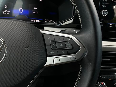 Used 2025 Volkswagen Taos S image 33