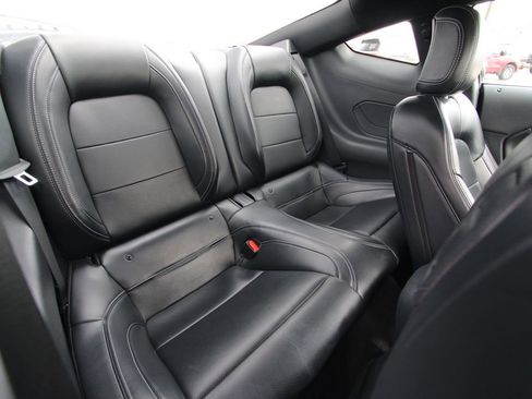 Used 2024 Ford Mustang Premium image 8