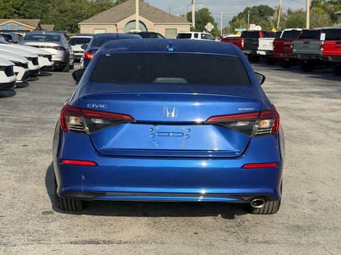 Used 2024 Honda Civic Sport image 6