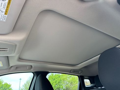 New 2026 Nissan Kicks SV w/ SV Premium Package image 30