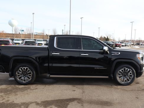Used 2019 GMC Sierra 1500 Denali w/ Denali Carbonpro Edition image 8