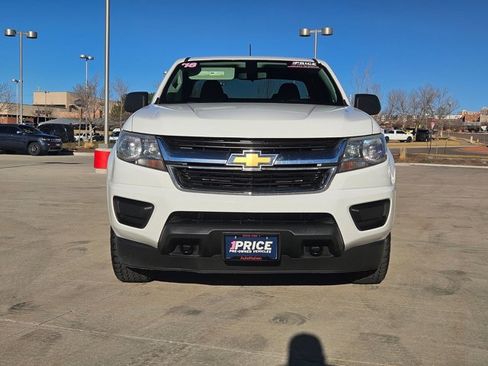 Used 2019 Chevrolet Colorado W/T w/ WT Convenience Package image 2