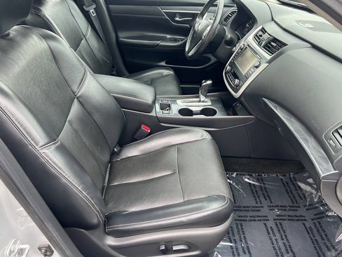 Used 2016 Nissan Altima 2.5 SL w/ 2.5 Technology Package FWD image 27