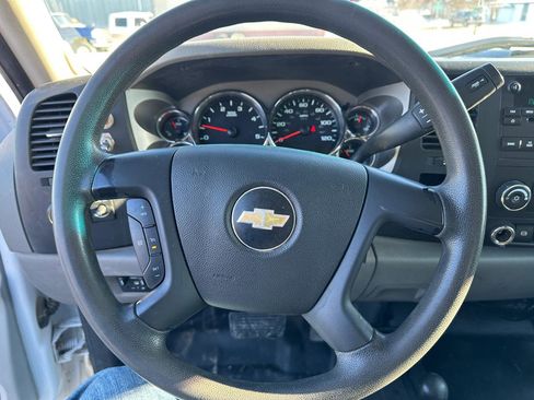 Used 2011 Chevrolet Silverado 3500 W/T image 11
