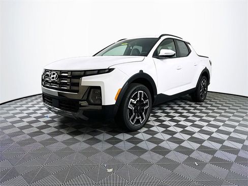 New 2025 Hyundai Santa Cruz Limited image 2