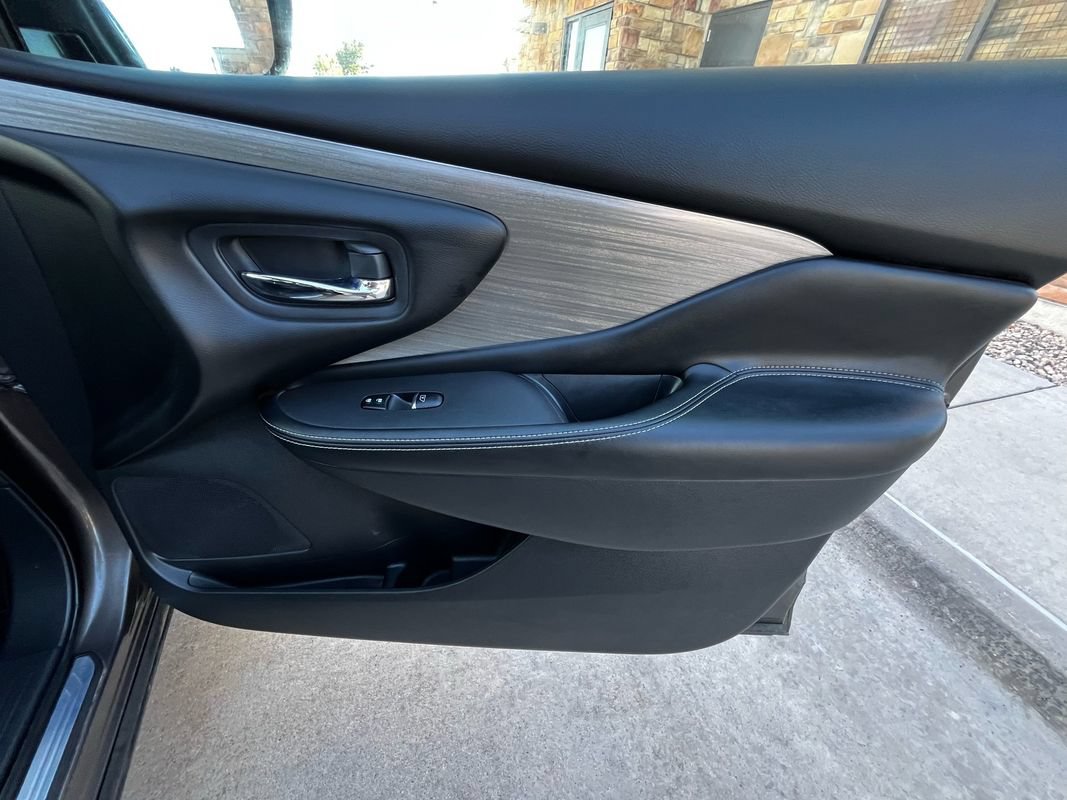 Used 2016 Nissan Murano Platinum w/ Platinum Technology Package FWD image 22