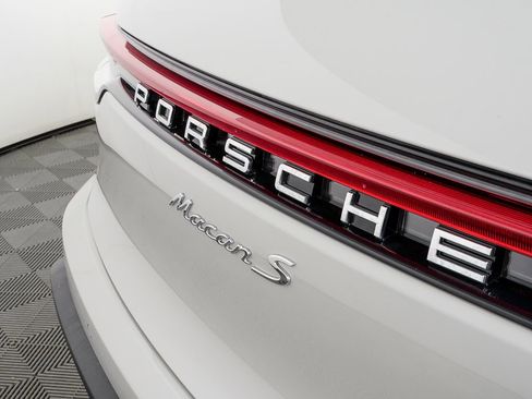 New 2026 Porsche Macan S image 38