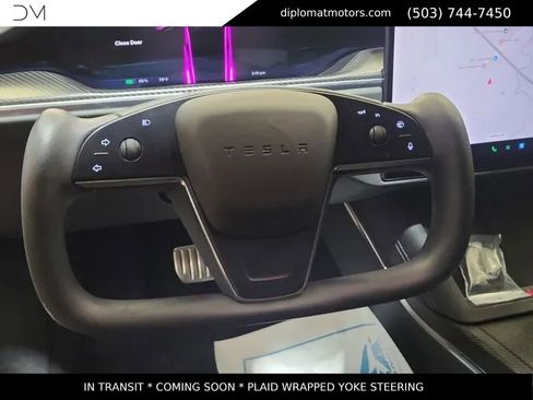 Used 2022 Tesla Model S Plaid image 7
