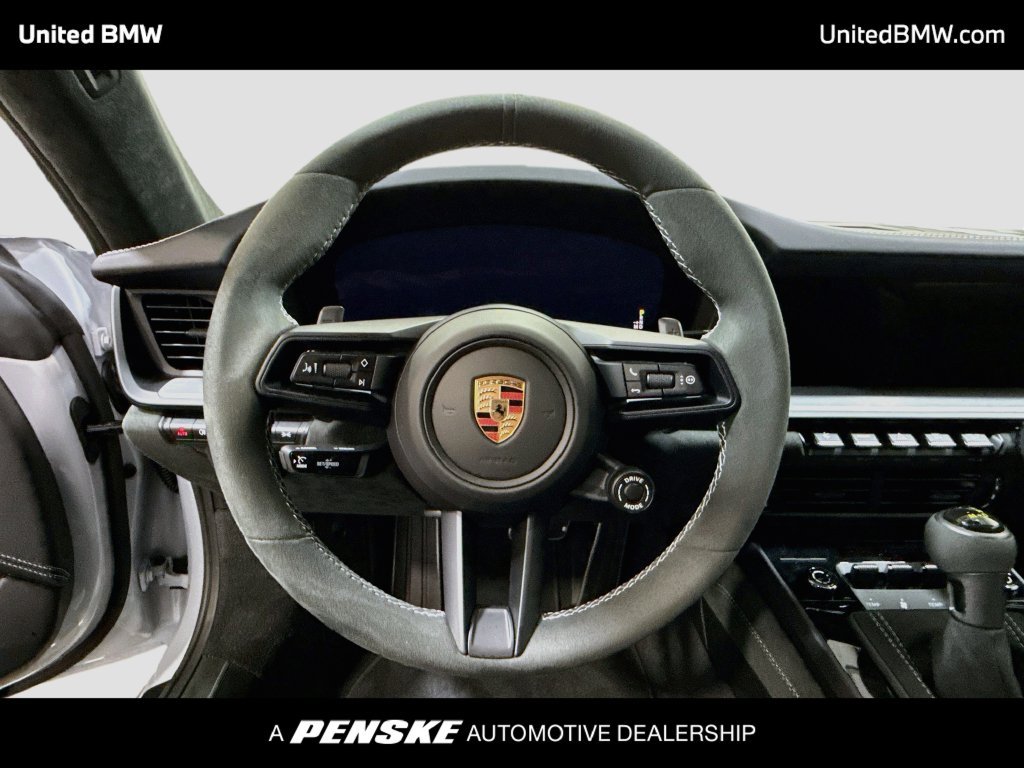 Used 2026 Porsche 911 GT3 RWD image 13