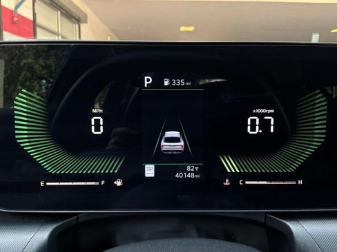 Used 2025 Kia K4 FWD image 38