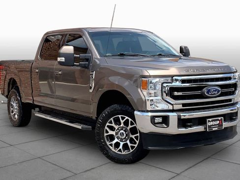 Used 2021 Ford F250 Lariat w/ Lariat Value Package AWD/4WD image 3