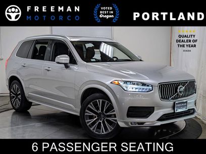 Used 2022 Volvo XC90 T6 Momentum w/ Advanced Package
