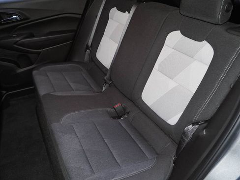 Certified 2025 Chevrolet Trax RS w/ Driver Confidence Package image 23