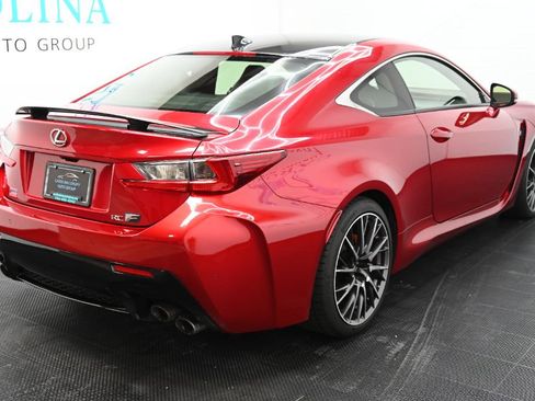 Used 2017 Lexus RC F RWD image 3
