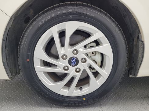 Used 2024 Subaru Impreza 2.0i AWD/4WD image 31