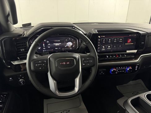 New 2026 GMC Sierra 2500 SLE image 27