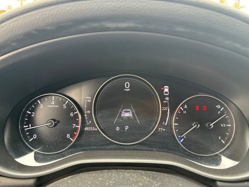 Used 2019 MAZDA MAZDA3 Hatchback w/ Preferred Package FWD image 13