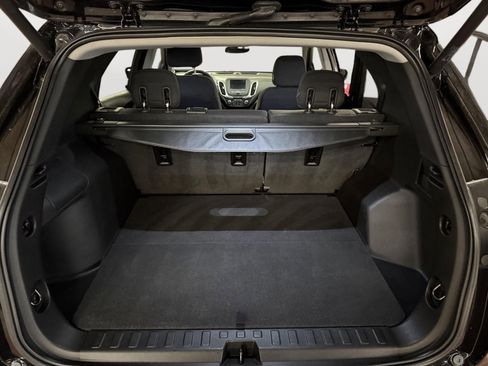 Used 2020 Chevrolet Equinox LT w/ Driver Convenience Package AWD/4WD image 10