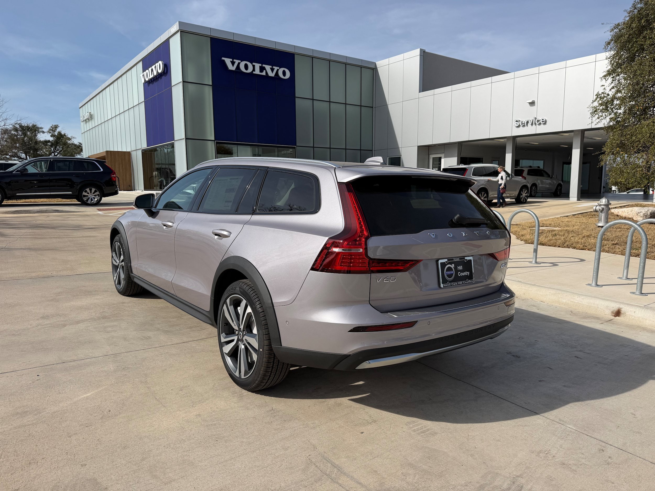 New 2026 Volvo V60 B5 Cross Country Plus w/ Protection Package Premier AWD/4WD image 4
