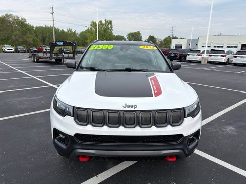 Used 2022 Jeep Compass Trailhawk w/ Trailhawk Convenience Group AWD/4WD image 9