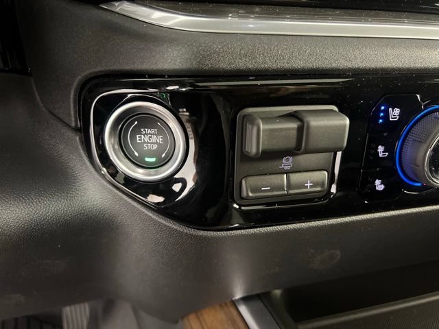 New 2026 Chevrolet Silverado 2500 High Country w/ Technology Package AWD/4WD image 25