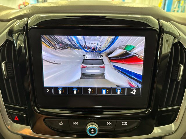 Used 2020 Chevrolet Traverse LT w/ LT Premium Package FWD image 45
