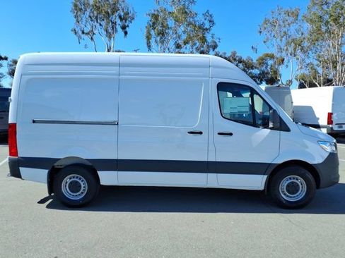 New 2026 Mercedes-Benz Sprinter 2500 image 22