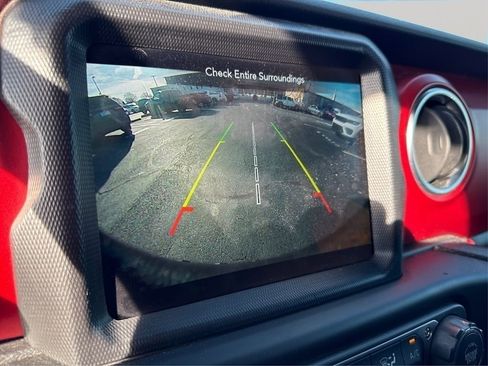 Used 2018 Jeep Wrangler Unlimited Rubicon image 23