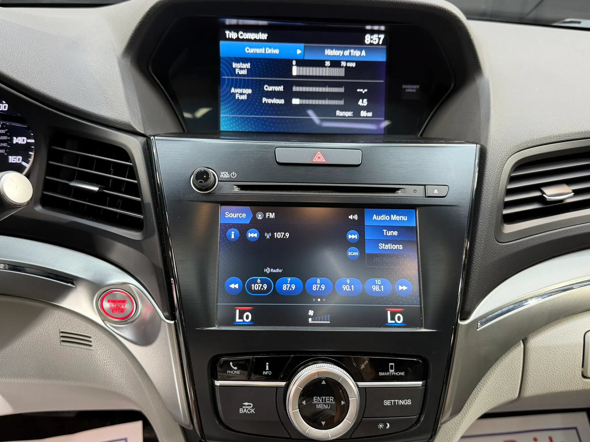 Used 2021 Acura ILX w/ Premium Package FWD image 23