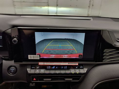 Used 2026 Toyota Camry Hybrid w/ Multimedia Upgrade Package AWD/4WD image 18