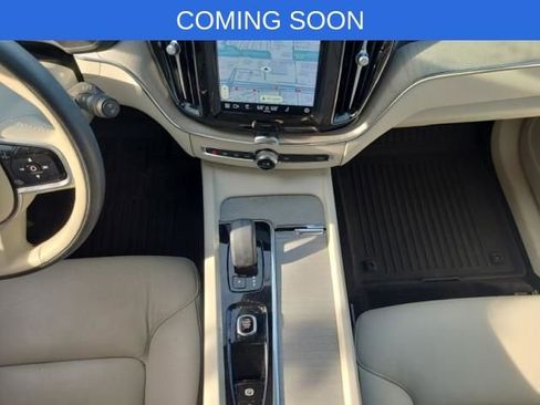 Certified 2023 Volvo XC60 B5 Plus w/ Climate Package image 10