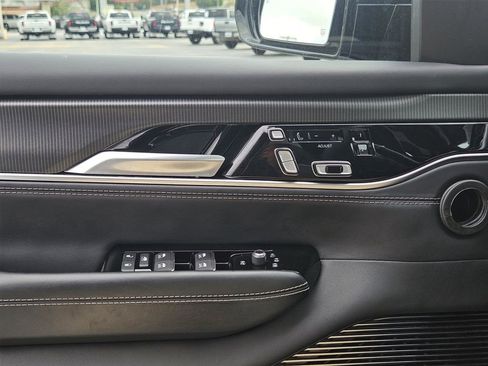 Used 2024 Jeep Grand Wagoneer L Series II w/ Quick Order Packagew 28T image 29