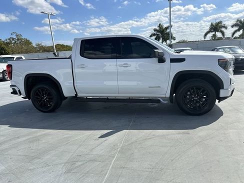Used 2023 GMC Sierra 1500 Elevation image 40