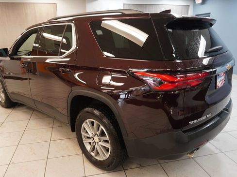 Used 2023 Chevrolet Traverse LT AWD/4WD image 8