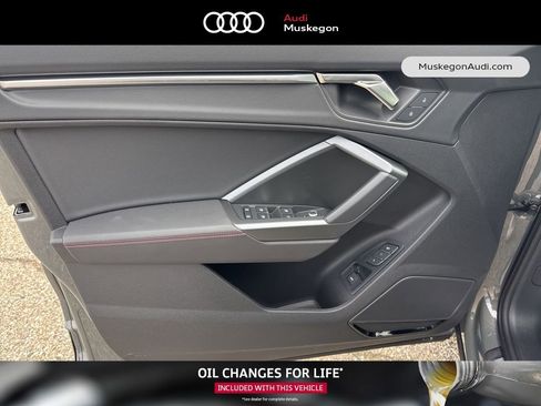 New 2025 Audi Q3 2.0T Premium Plus image 9