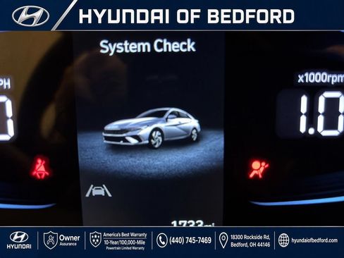 Certified 2026 Hyundai Elantra SE w/ Cargo Package FWD image 18