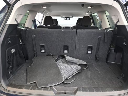 Certified 2024 Subaru Ascent Premium w/ Convenience Package image 19