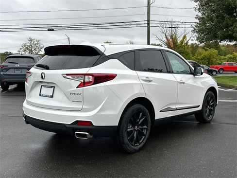 Used 2025 Acura RDX SH-AWD image 4