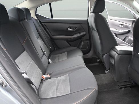 Used 2021 Nissan Sentra SR image 21