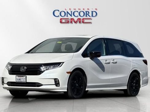 Used 2023 Honda Odyssey Sport image 8