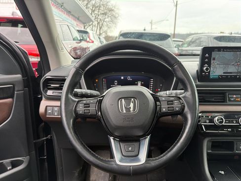 Used 2023 Honda Pilot Elite image 21