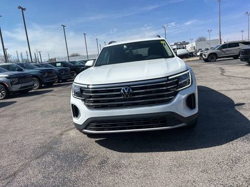 Used 2024 Volkswagen Atlas SE image 8