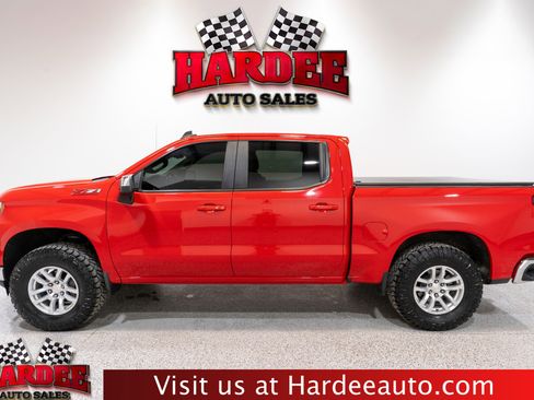 Used 2021 Chevrolet Silverado 1500 LT AWD/4WD image 1
