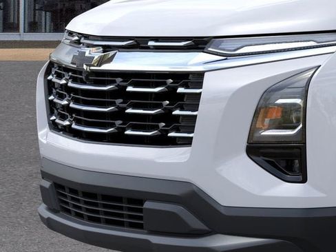 New 2026 Chevrolet Equinox LT w/ Safety and Technology Package FWD image 13